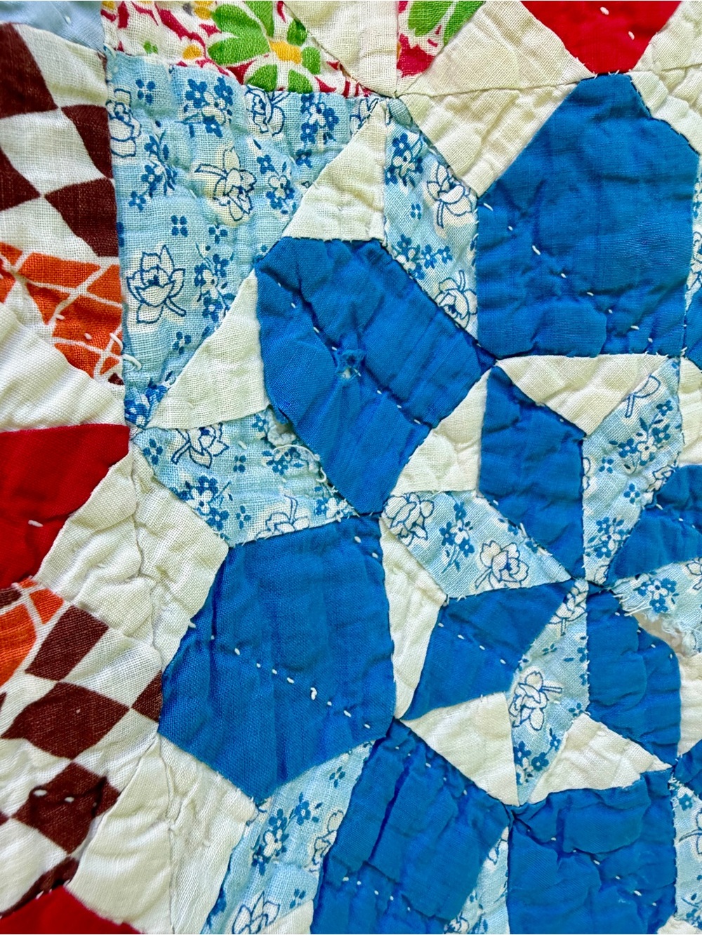 Vintage Feedsack Hand-Stitched La Conner Stars Quilt - 72x57 - Picture 6 of 17